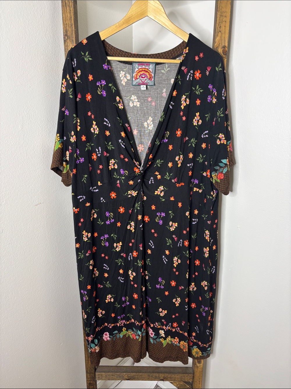 Johnny Was Nani Twist Front Swing Floral V‑Neck Mini Dress Size 3X